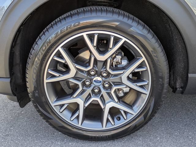 Certified 2025 Ford Explorer Platinum w/ Ultimate Package RWD image 11