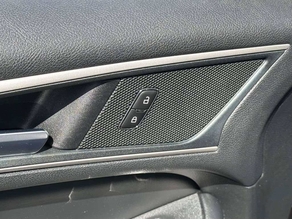 Certified 2024 Ford Edge SEL AWD/4WD image 18