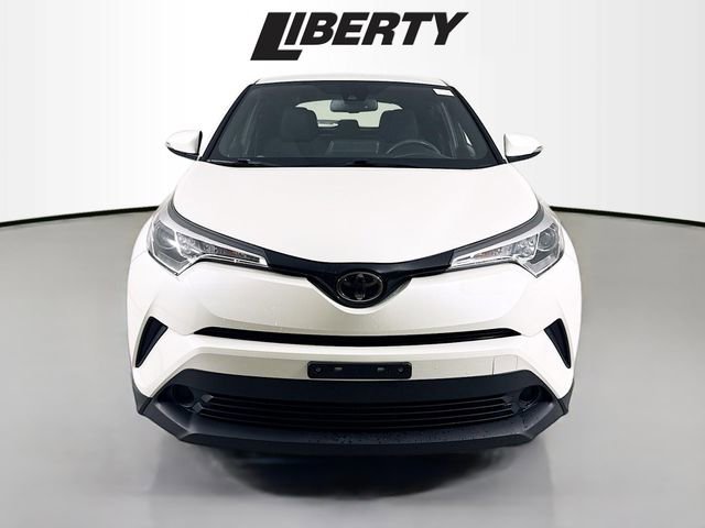 Used 2019 Toyota C-HR LE image 2