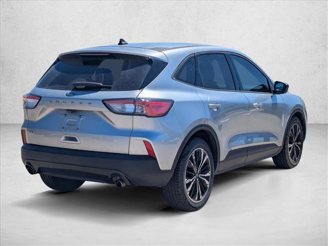 Certified 2022 Ford Escape SE w/ SE Sport Appearance Package image 3