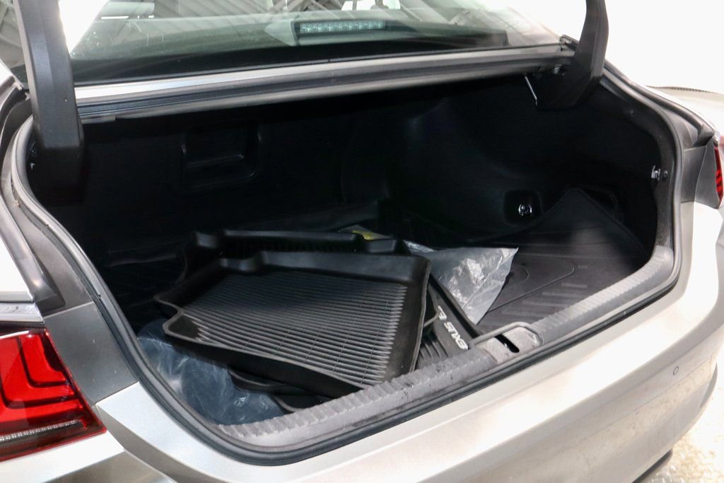 Used 2019 Lexus ES 350 Luxury image 15