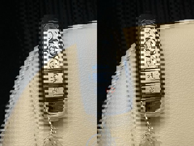 Certified 2019 Ford Edge SEL w/ Equipment Group 201A image 29