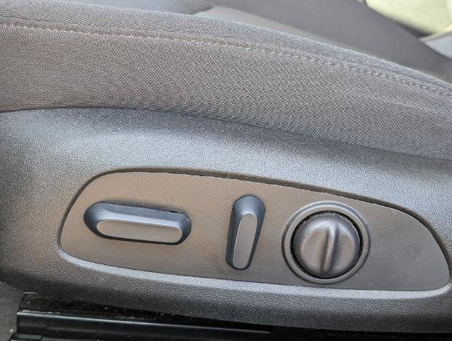 Used 2025 Chevrolet Malibu LT FWD image 14