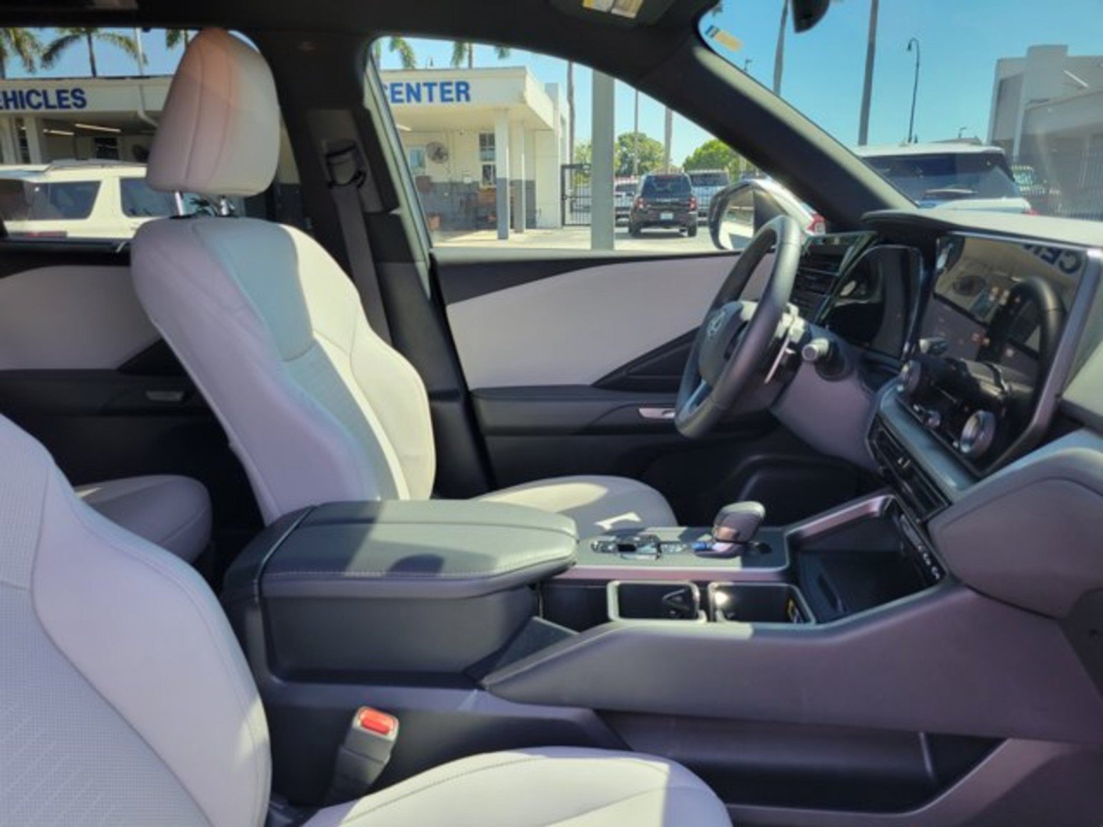 Used 2024 Lexus TX 350 FWD w/ Cold Weather Package image 31