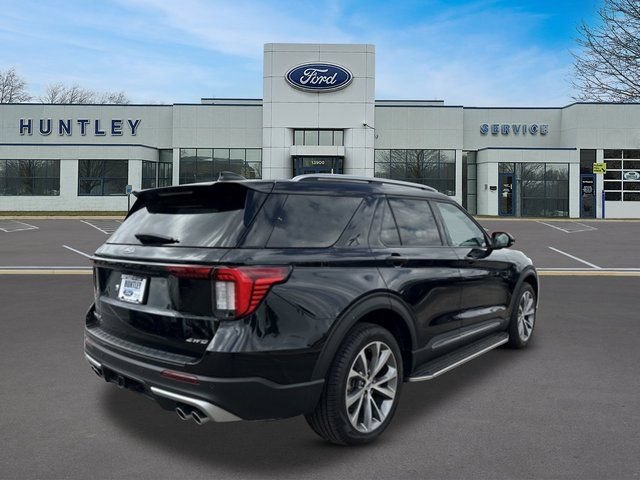 Certified 2025 Ford Explorer Platinum w/ Ultimate Package AWD/4WD image 4