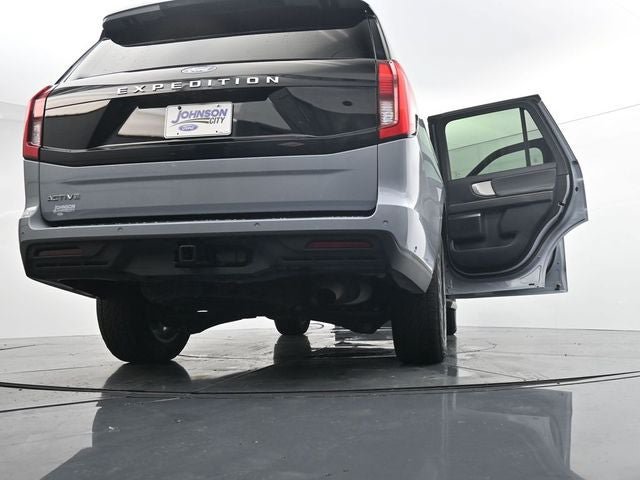 Certified 2025 Ford Expedition Active AWD/4WD image 44