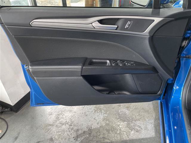 Certified 2020 Ford Fusion SE AWD/4WD image 20