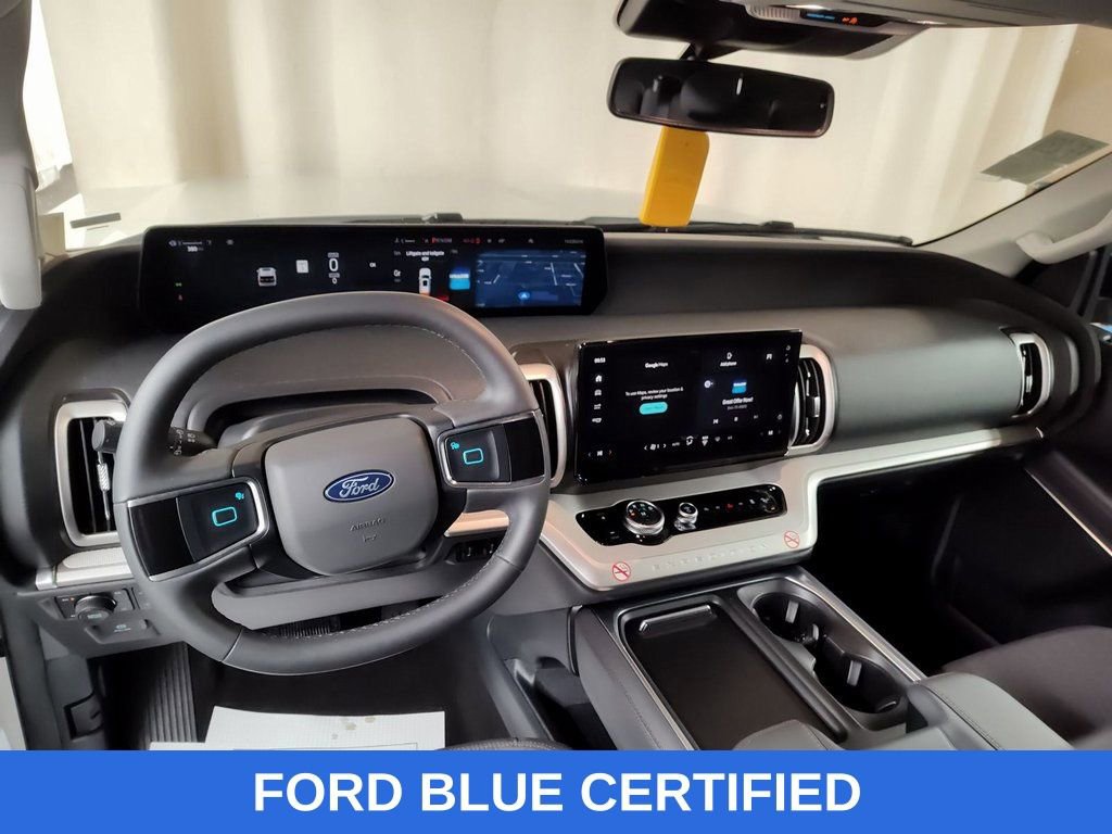 Certified 2025 Ford Expedition Max Active image 5