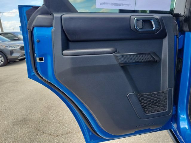 Certified 2025 Ford Bronco Badlands AWD/4WD image 13