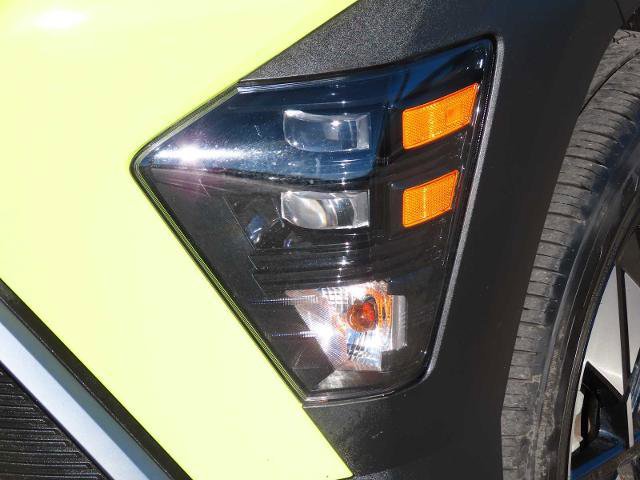 Used 2025 Hyundai Kona SEL image 10