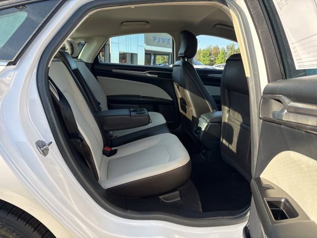 Certified 2019 Ford Fusion SE w/ Equipment Group 151A FWD image 24
