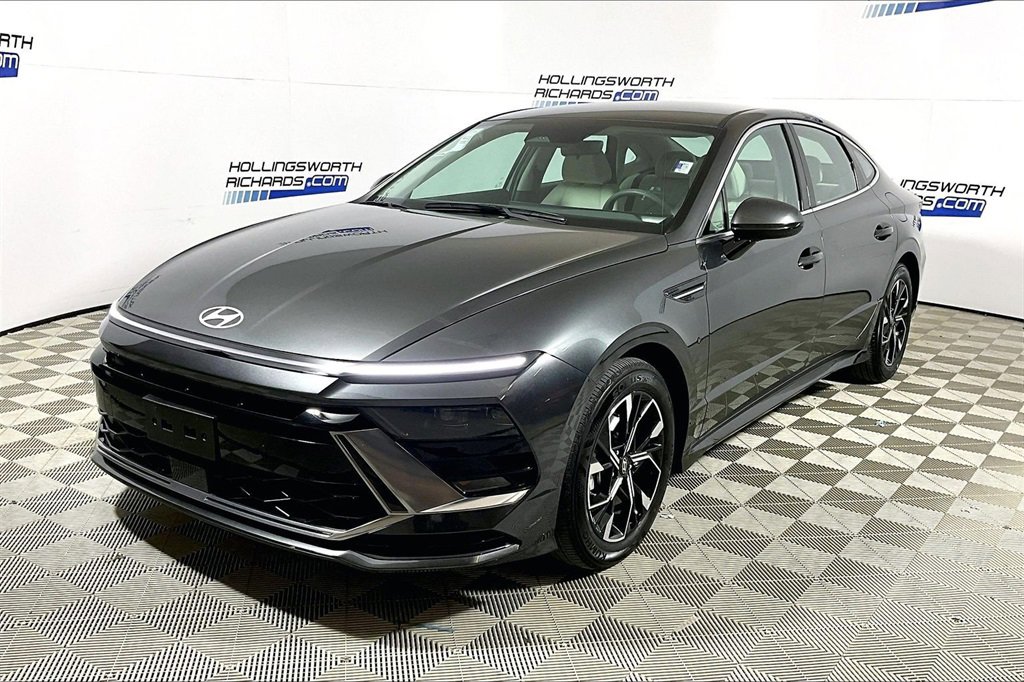 Used 2025 Hyundai Sonata SEL image 1