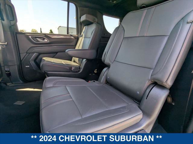 Used 2024 Chevrolet Suburban RST w/ Luxury Package AWD/4WD image 21