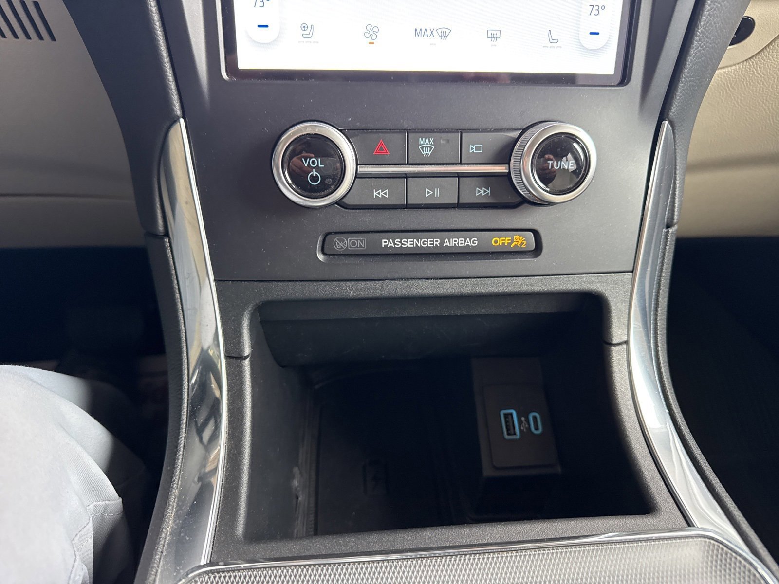 Certified 2021 Ford Edge Titanium image 33