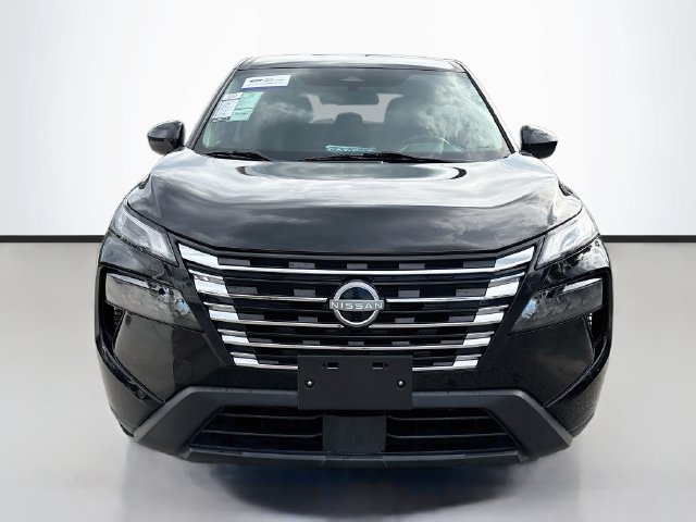 Used 2024 Nissan Rogue SV AWD/4WD image 2
