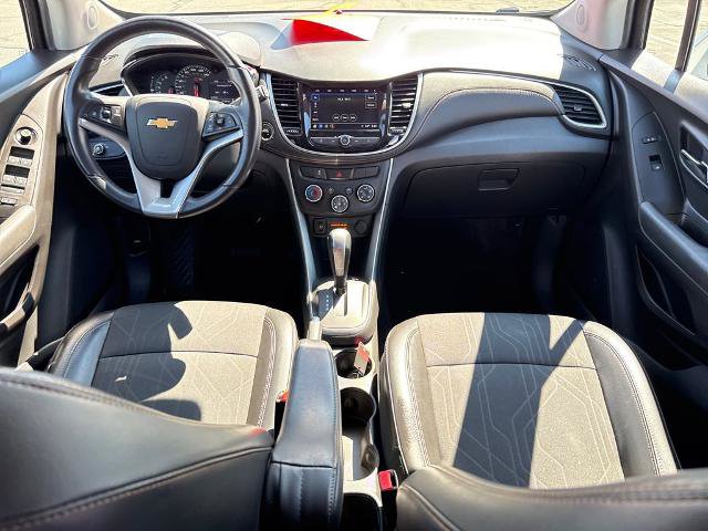 Used 2019 Chevrolet Trax LT w/ LT Convenience Package AWD/4WD image 10