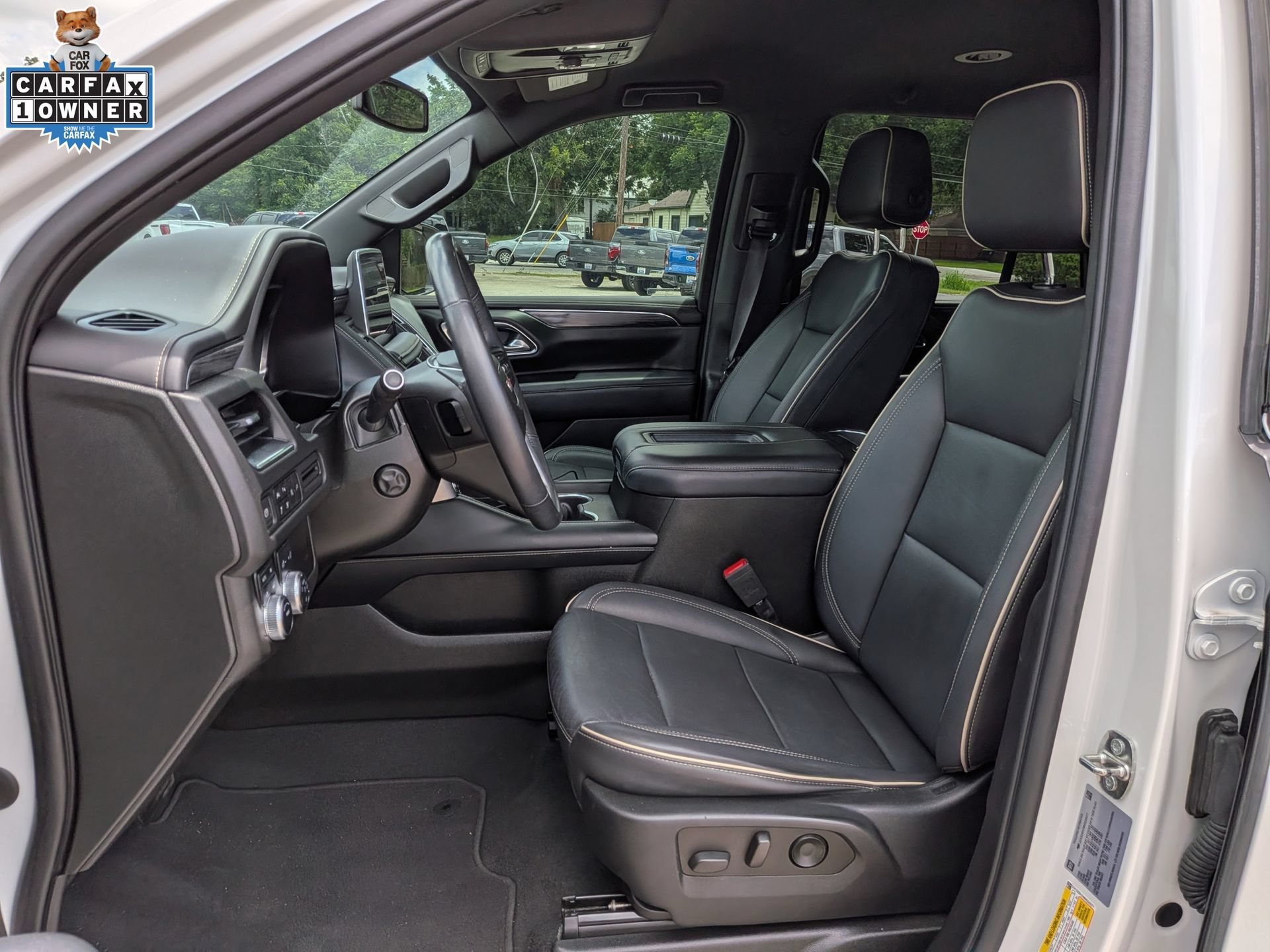 Used 2022 GMC Yukon SLT w/ SLT Luxury Package AWD/4WD image 10