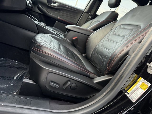 Certified 2023 Ford Escape ST-Line Elite w/ Premium Technology Package image 13