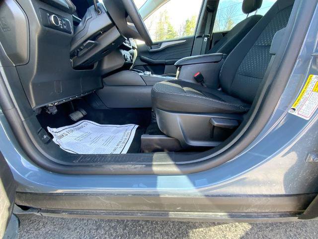 Certified 2025 Ford Escape Active AWD/4WD image 12