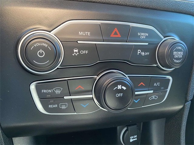 Used 2023 Dodge Charger SXT w/ Cold Weather Package RWD image 27