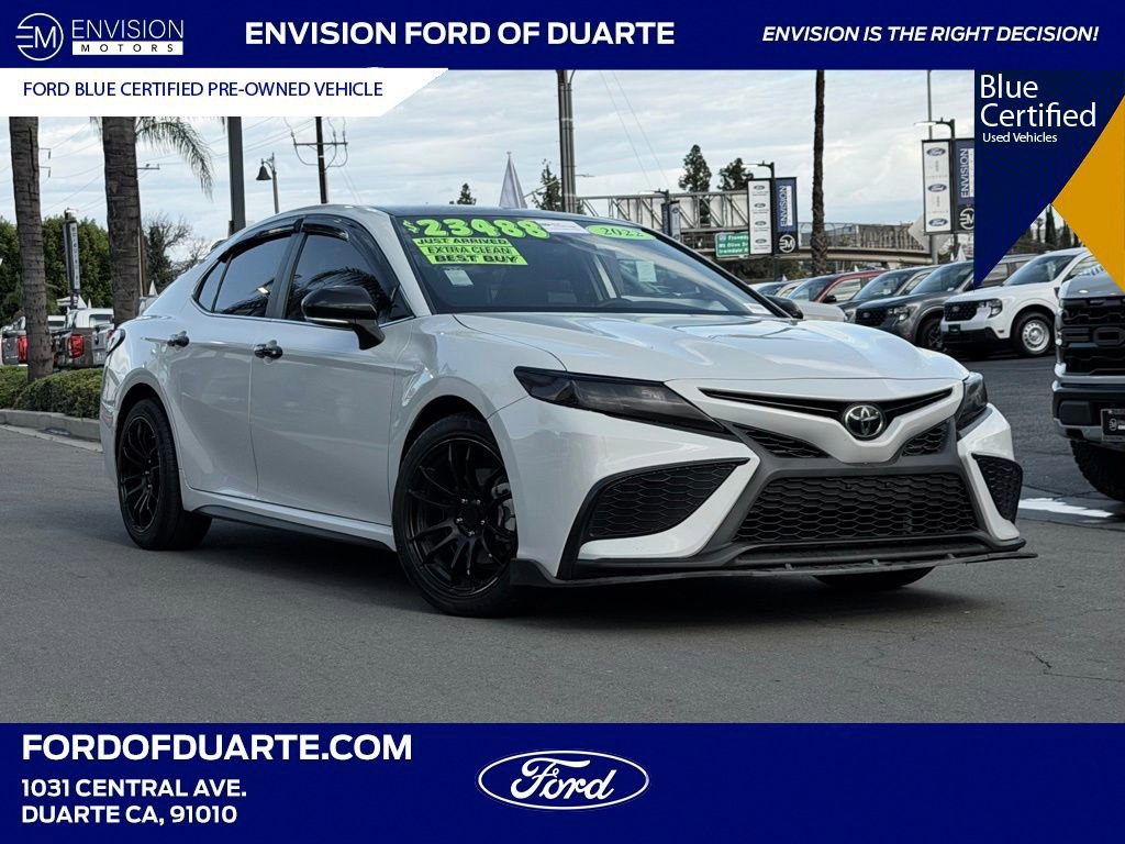 Used 2022 Toyota Camry SE w/ Convenience Package FWD image 1