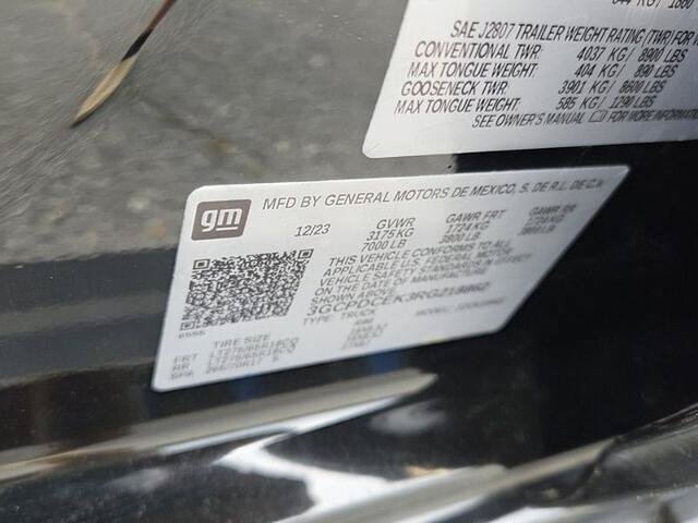 Used 2024 Chevrolet Silverado 1500 Custom Trail Boss AWD/4WD image 20