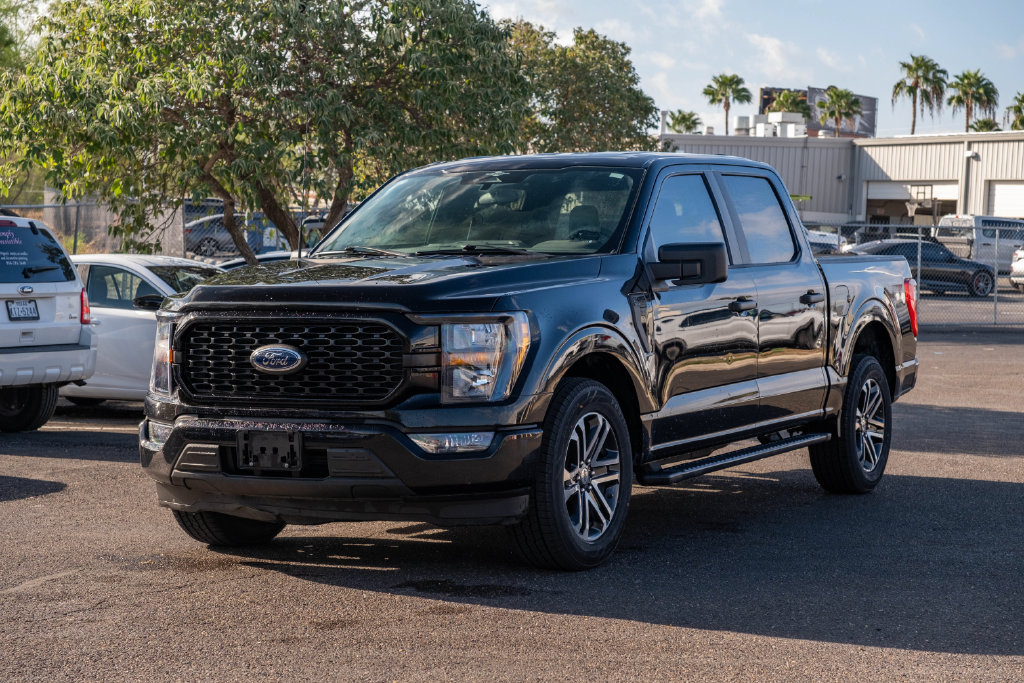 Certified 2023 Ford F150 XL w/ STX Appearance Package RWD image 3