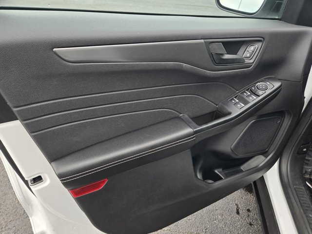 Certified 2025 Ford Escape Active FWD image 33