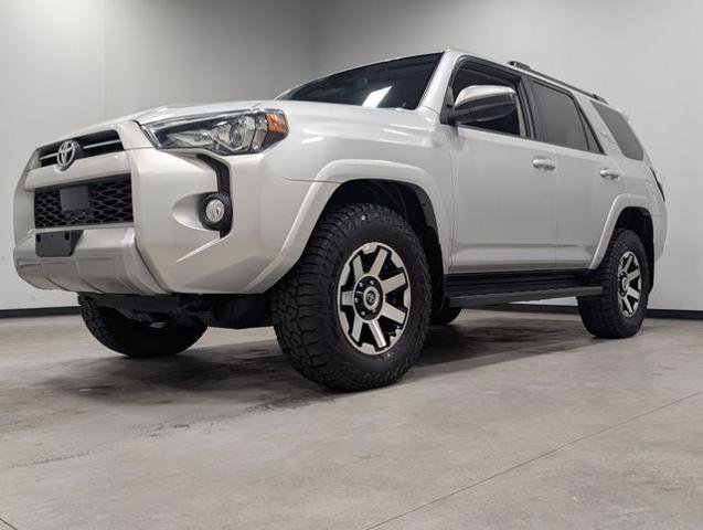 Used 2020 Toyota 4Runner TRD Off-Road image 5