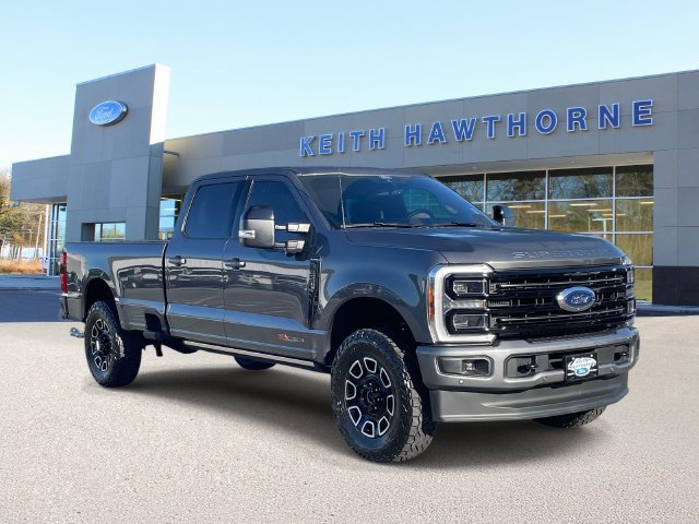 Certified 2026 Ford F350 Platinum w/ FX4 Off-Road Package AWD/4WD image 1