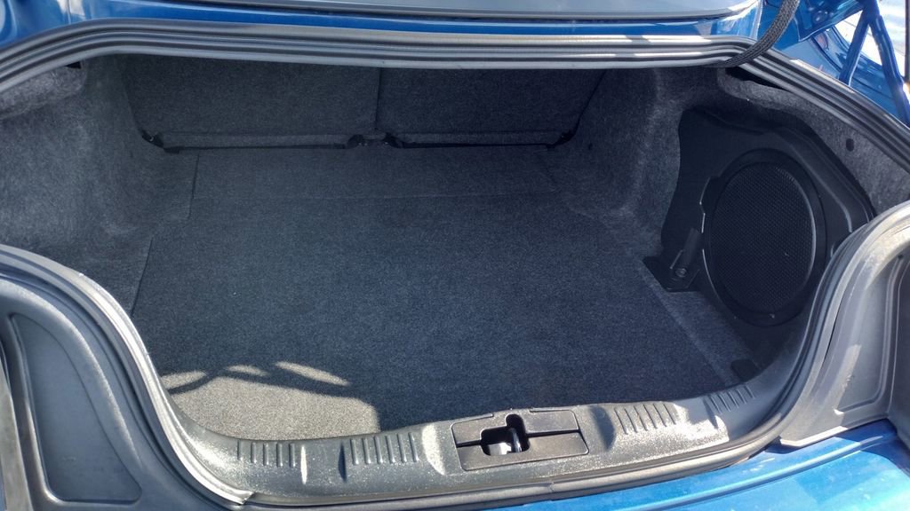 Certified 2022 Ford Mustang Premium w/ 2.3L High Performance Package image 25