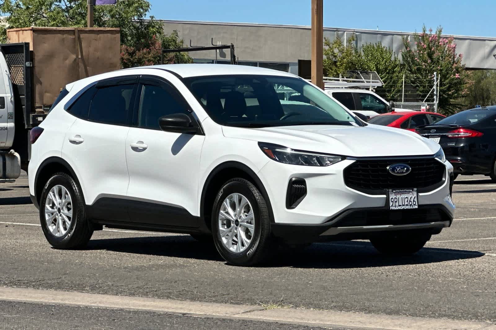 Certified 2024 Ford Escape Active FWD image 10