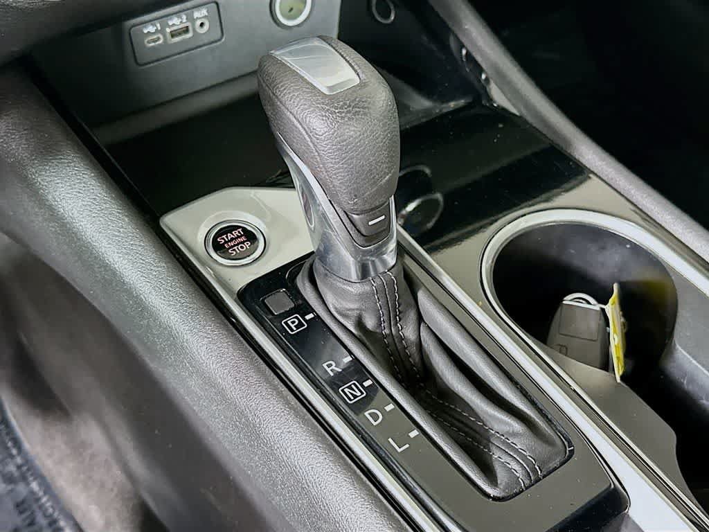 Used 2024 Nissan Altima 2.5 SV FWD image 18