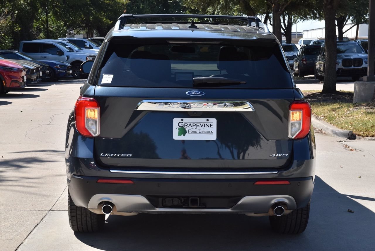 Certified 2024 Ford Explorer Limited w/ Equipment Group 301A AWD/4WD image 9