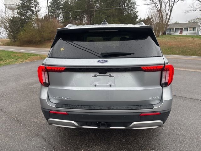 Certified 2025 Ford Explorer Platinum w/ LUX Leather Package image 3