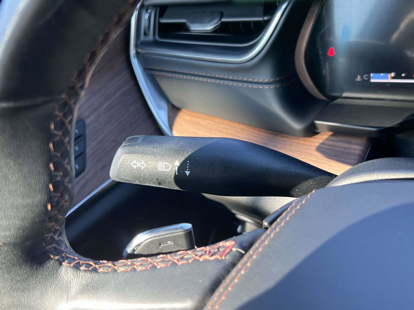 Used 2023 Jeep Grand Cherokee L Summit w/ High Altitude Package image 24