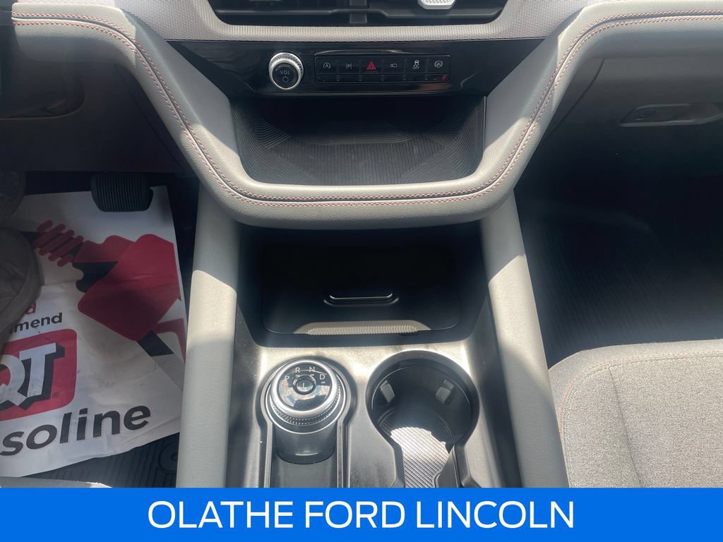 Certified 2025 Ford Explorer Active AWD/4WD image 22