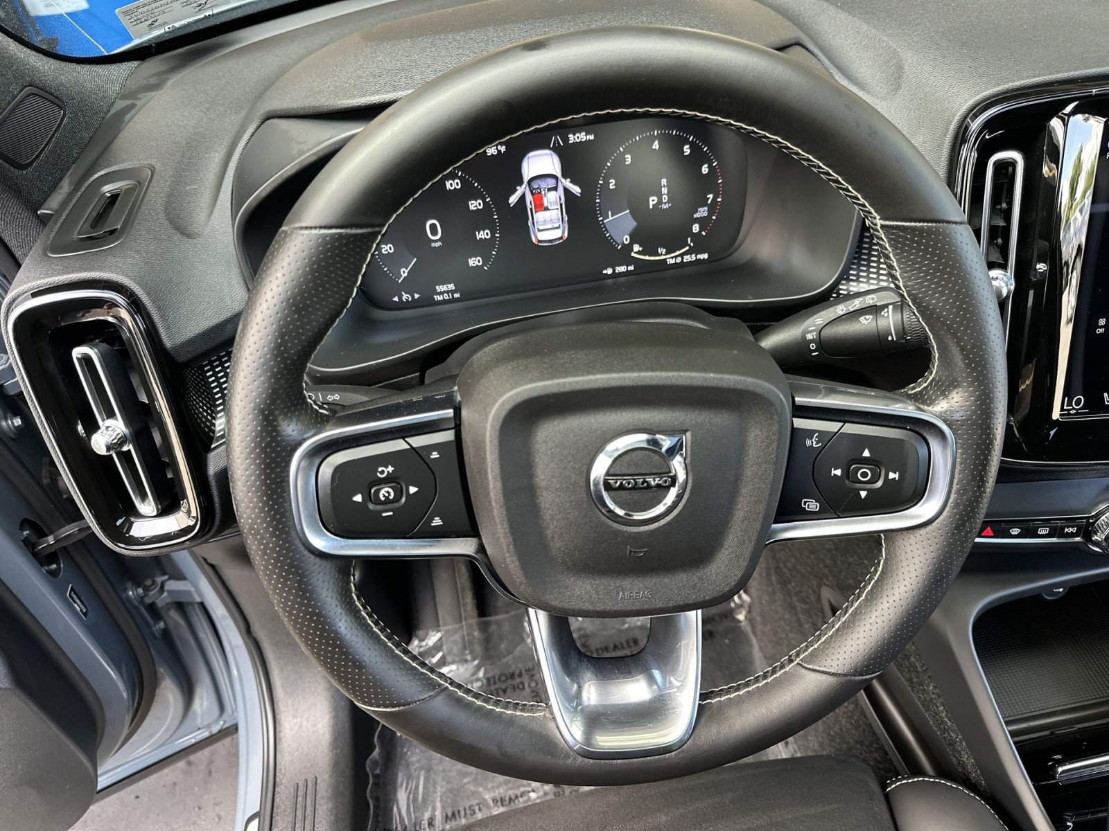 Used 2021 Volvo XC40 T5 R-Design AWD/4WD image 24