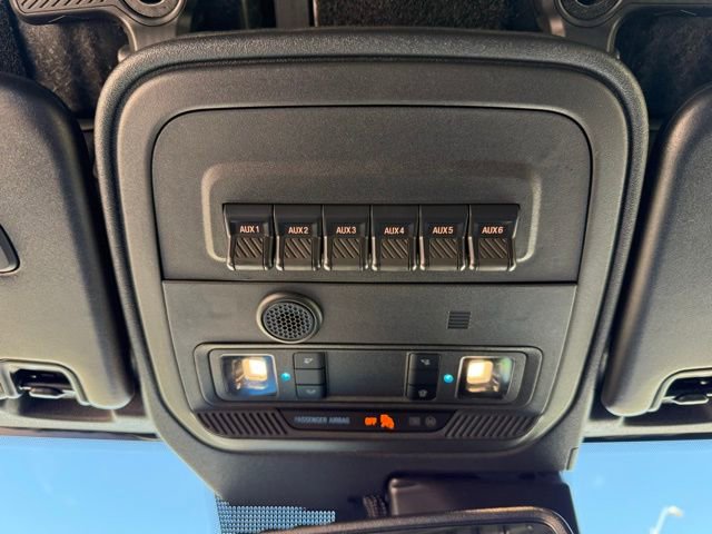 Certified 2024 Ford Bronco Wildtrak image 19