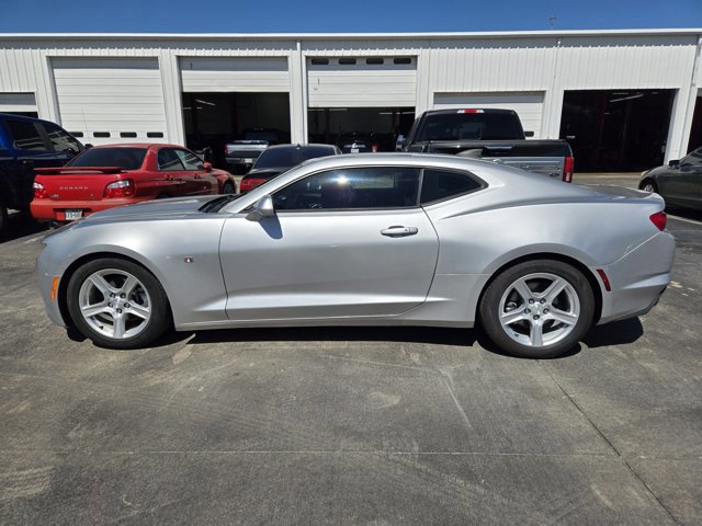 Used 2019 Chevrolet Camaro LT image 6