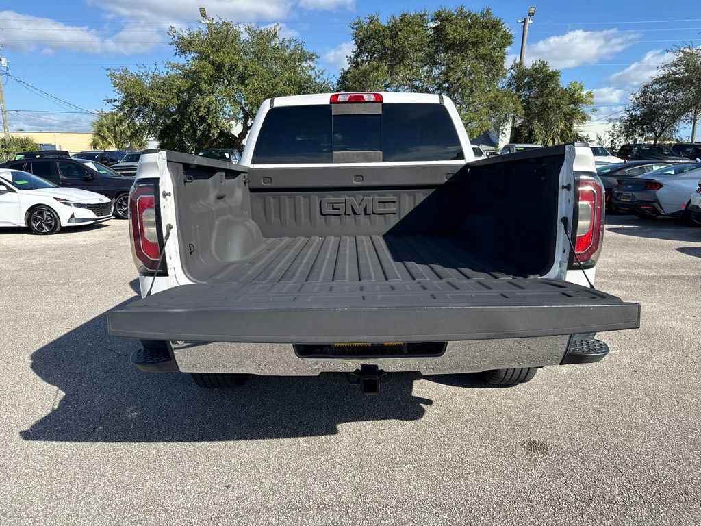 Used 2017 GMC Sierra 1500 SLT image 25