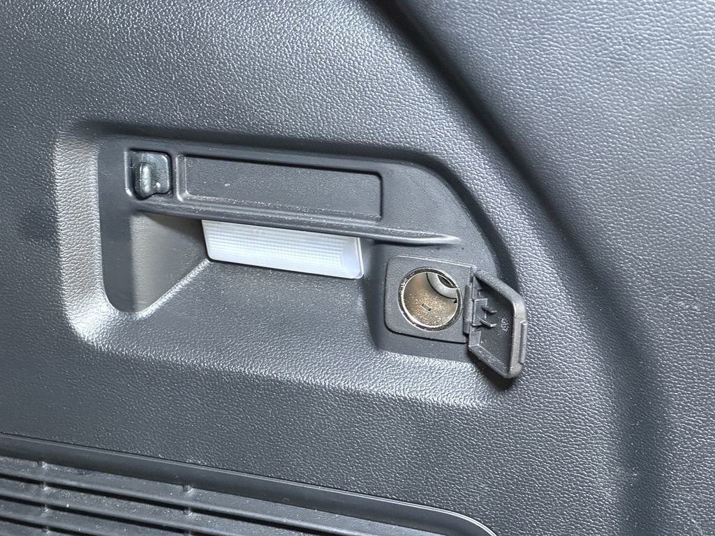 Certified 2022 Ford Explorer XLT w/ Equipment Group 202A image 21