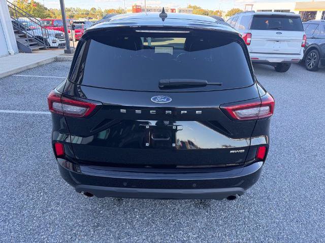 Certified 2024 Ford Escape ST-Line w/ Tech Pack #1 AWD/4WD image 7