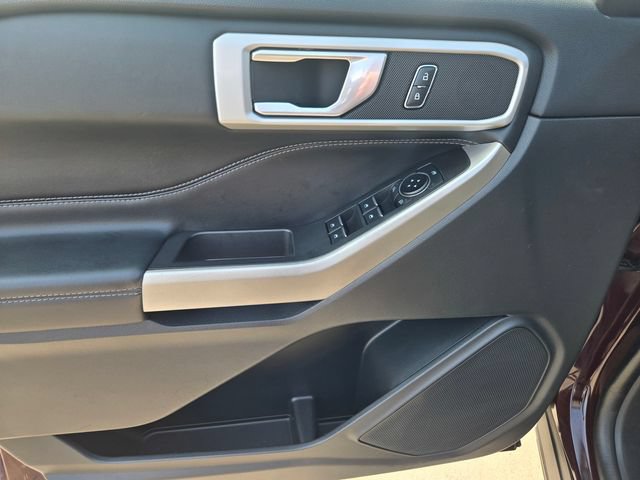 Certified 2023 Ford Explorer XLT w/ Equipment Group 202A AWD/4WD image 14