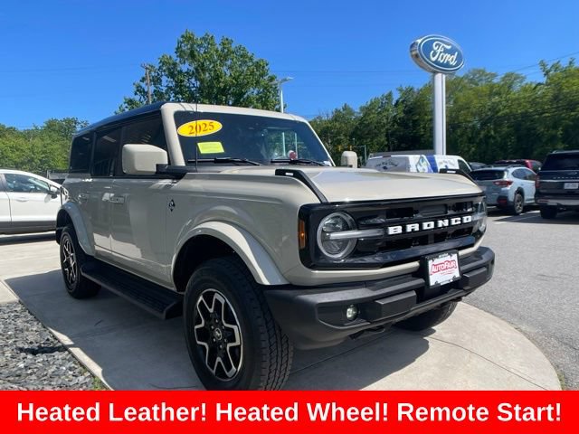 Certified 2025 Ford Bronco Outer Banks AWD/4WD image 1