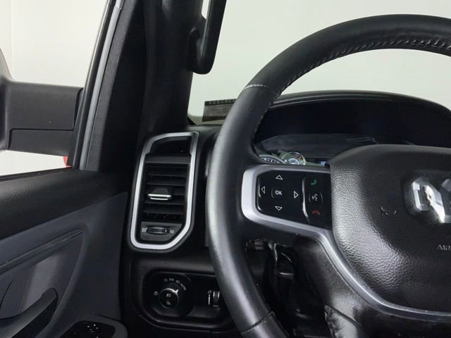 Used 2022 RAM 1500 Big Horn image 24
