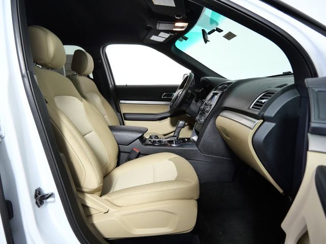 Certified 2017 Ford Explorer 4WD image 11