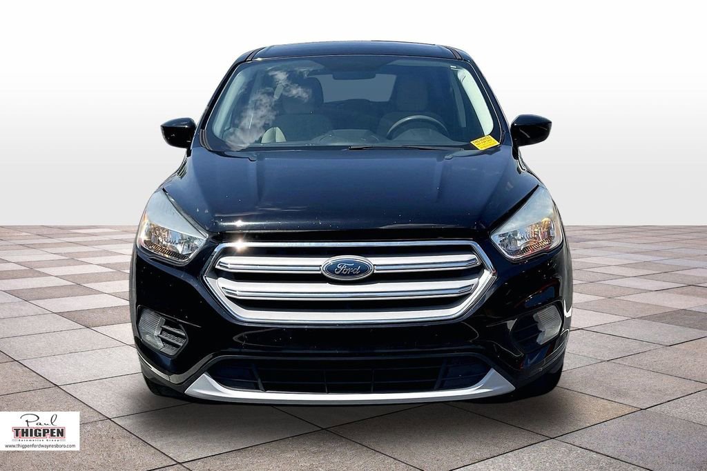 Certified 2019 Ford Escape SE FWD image 3