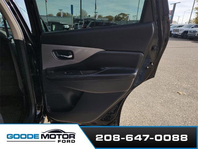 Used 2022 Nissan Murano S image 26