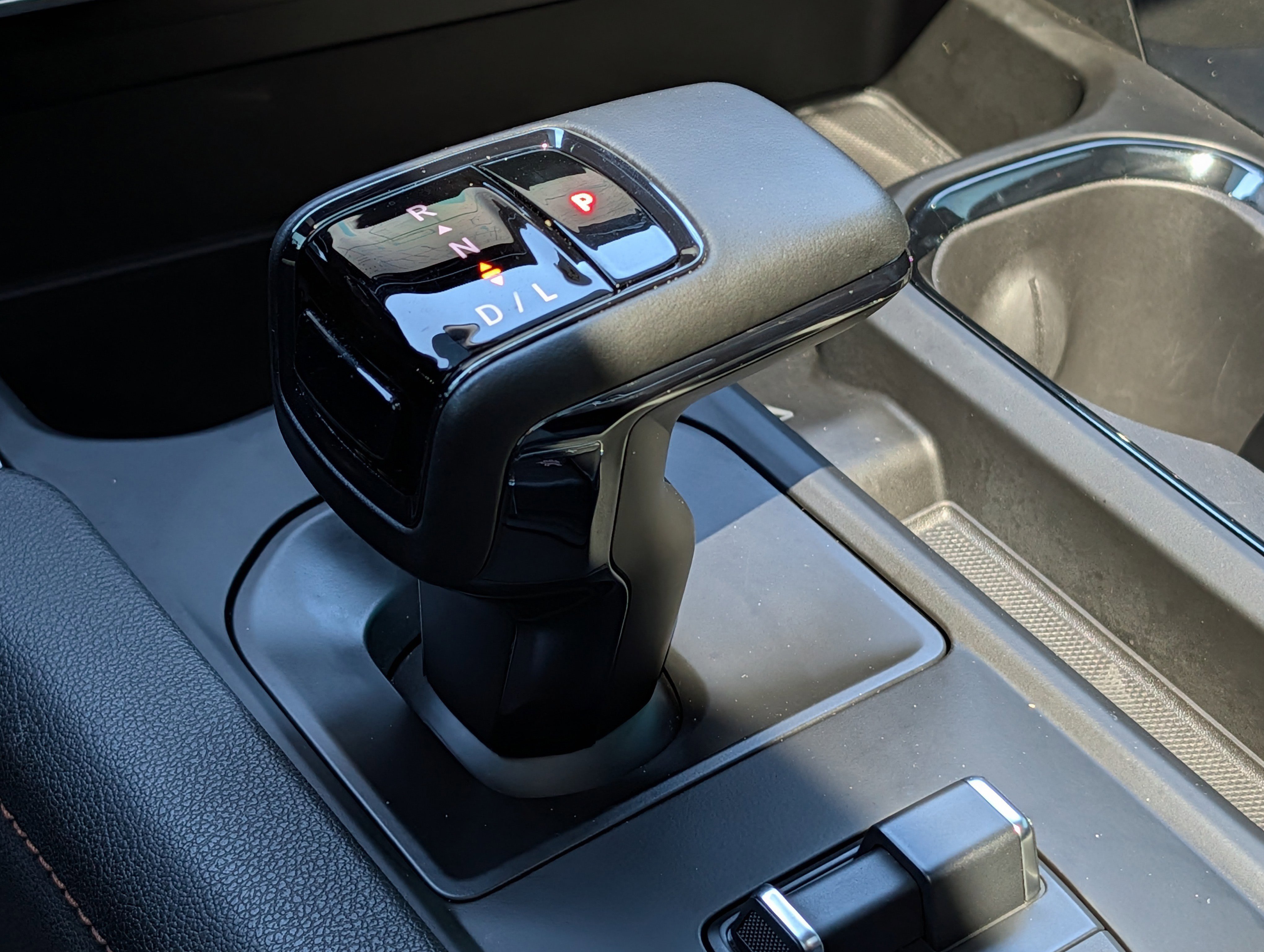 Used 2025 GMC Sierra 1500 AT4 w/ AT4 Premium Package image 42